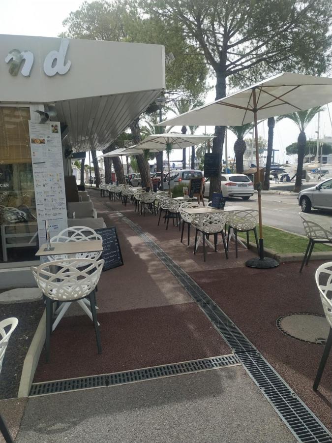 Studio Rez De Jardin Marina Baie Des Anges Villeneuve-Loubet Exteriör bild
